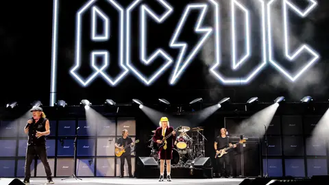 AC/DC mantiene sus fechas programadas pese al incidente. / FB: AC/DC