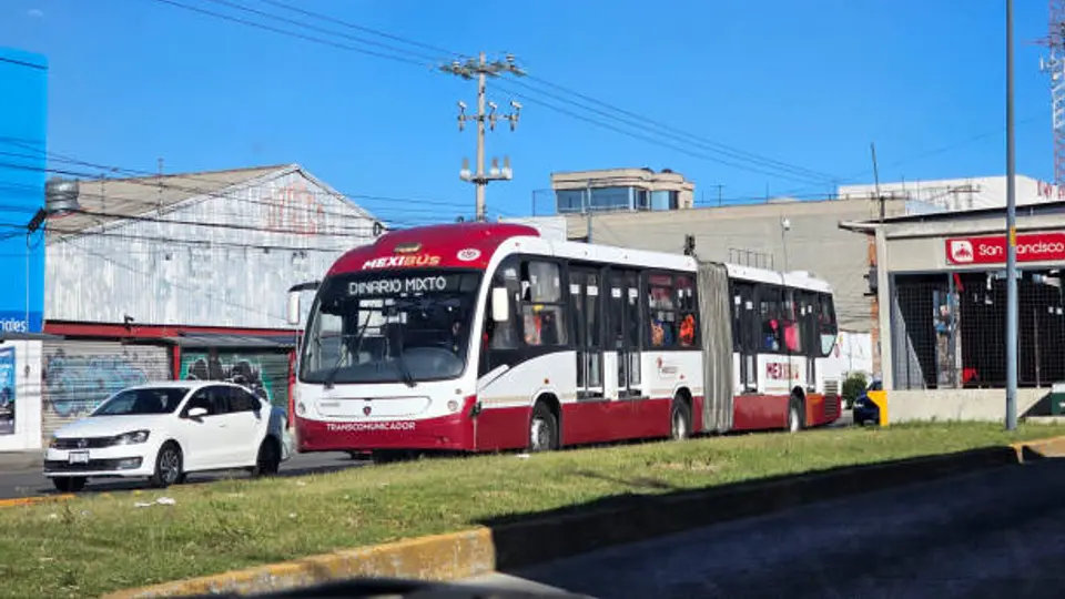 Viajes gratis en Mexibús y Mexicable: proponen pagar con basura reciclable