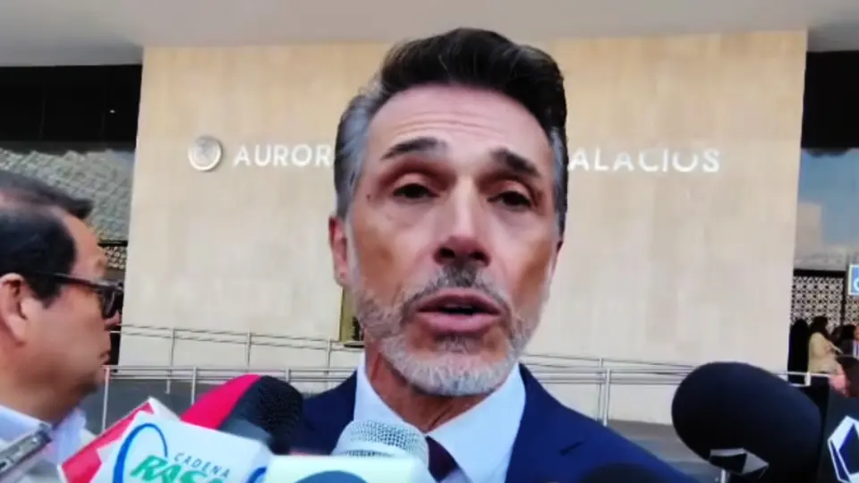 ¿Sigue en Morena? Sergio Mayer vuelve al Congreso tras reality y… ¡hasta pide disculpas!