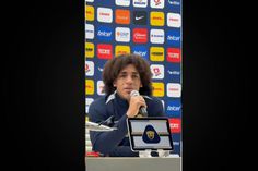 CARRASQUILLA, sobre efusividad de EFRAÍN: "Es parte de su PERSONALIDAD"