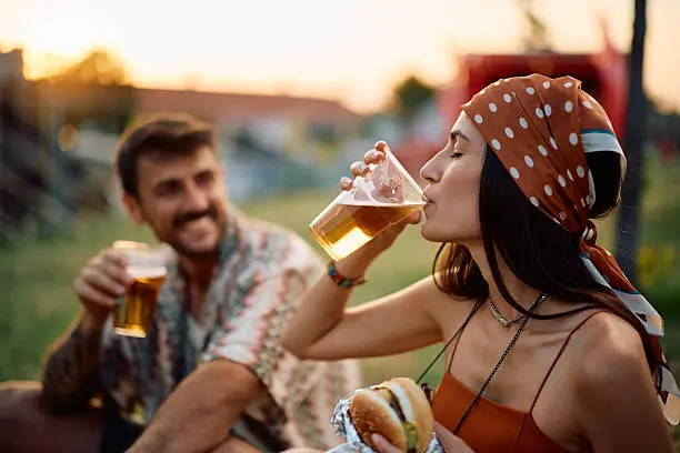 Asistir a conciertos en la Ciudad de México podría dejar de implicar gastos excesivos en comida y bebidas. / iStock
