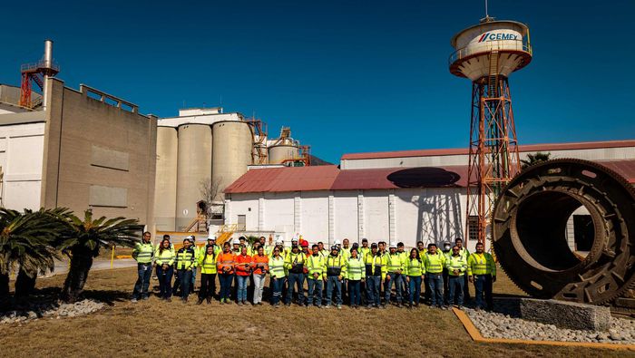 La compañía CEMEX destaca no solo por su historia, sino también su compromiso | CEMEX