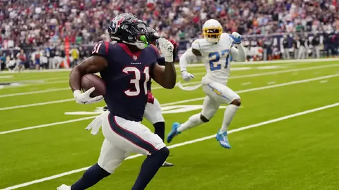 Eagles llegan a acuerdo por un año con el corredor Dameon Pierce