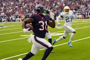 Eagles llegan a acuerdo por un año con el corredor Dameon Pierce