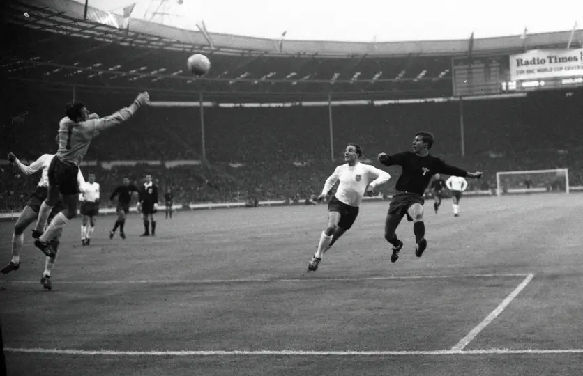 Enrique Borja con la Selección Mexicana en 1966 | MEXSPORT