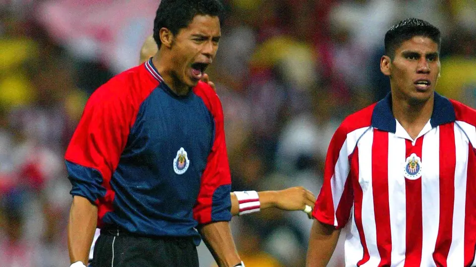 Alfredo Talavera recuerda el Clásico Nacional en el que pasó de héroe a villano en 30 segundos