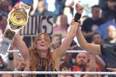 Becky Lynch frena el regreso de AJ Lee y le arrebata el título en WrestleMania 42