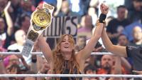 Becky Lynch frena el regreso de AJ Lee y le arrebata el título en WrestleMania 42