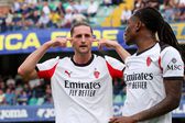 Adrien Rabiot en celebración con AC Milan en el partido contra Hellas Verona | AP