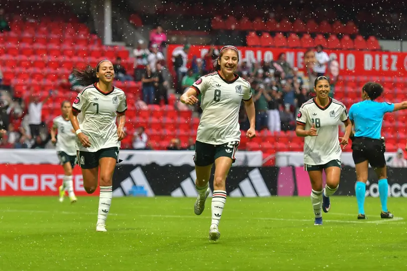 Alexia Delgado en celebración con la Selección Mexicana Femenil ante Puerto Rico | IMAGO 7