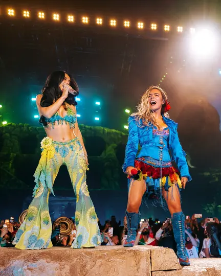 El espectáculo de Karol G destaca por su producción visual y repertorio de éxitos globales. / @coachella
