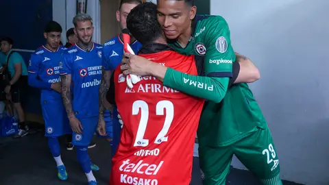 Nacho Rivero y Kevin Mier, de Cruz Azul y Tijuana | IMAGO7