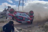 VIDEO: Auto se sale del camino en rally y muere un espectador en Córdoba
