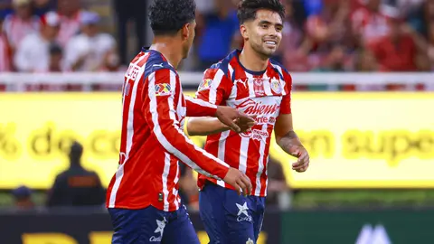 Ricardo Marín aplicando la ley del ex en el Akron | MEXSPORT