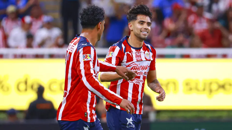 Ricardo Marín aplicando la ley del ex en el Akron | MEXSPORT