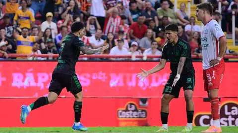 Correa le entregó el empate a los Tigres en el final del duelo | Imago7