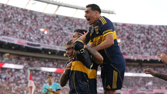 ¡El Clásico es Xeneize! Boca Juniors derrota a River Plate en el Monumental