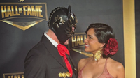 El Grande Americano se lleva los reflectores en el Salón de la Fama con atuendo de Mariachi