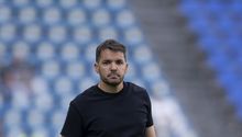 Larcamón encara los abucheos y lanza advertencia: “Estamos a tiempo, pero es ya”