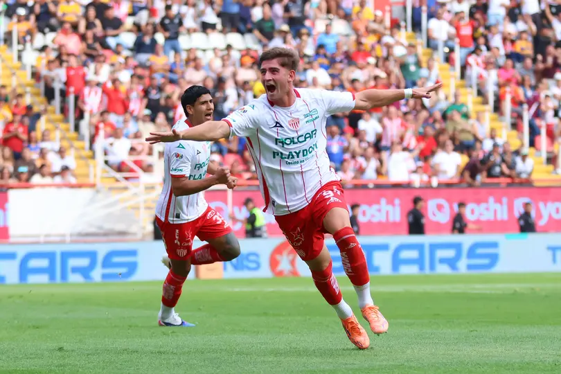 Badaloni festejando el gol con el que se habían puesto adelante en el marcador | Imago7