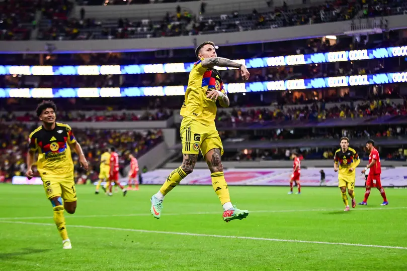 Brian Rodríguez en celebración en el partido de América ante Toluca | IMAGO 7
