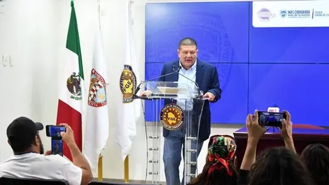 El Fiscal General del Estado, César Jáuregui Moreno, lamentó esta mañana el deceso de los elementos de la Agencia Estatal de Investigación. / FGEChihuahua