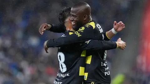 Enner Valencia y Alexéi Domínguez de Pachuca, tras anotar gol a Rayados I IMAGO7