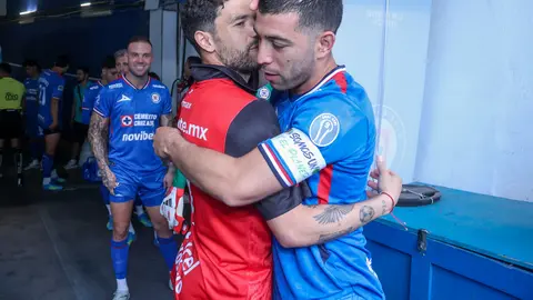 Nacho Rivero y Erik Lira, de Cruz Azul y Tijuana | IMAGO7
