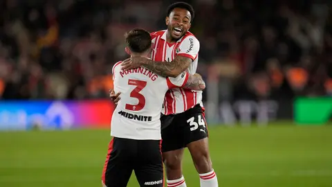 Jugadores celebran la victoria ante Middlesbrough l AP