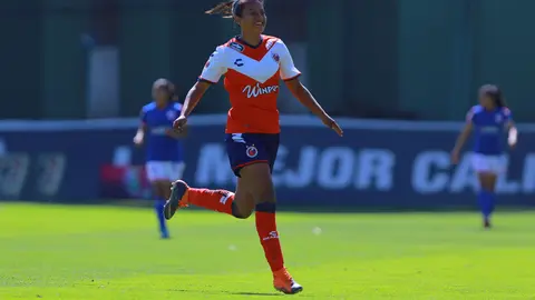 Magaly Cortés con Veracruz en la Liga MX Femenil | IMAGO 7