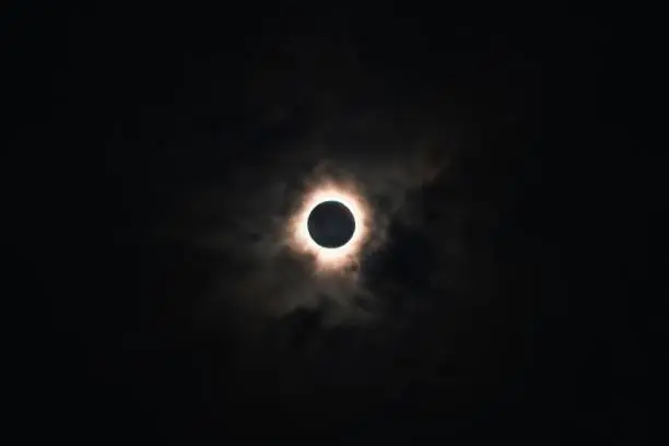 El eclipse total de 2026 podrá observarse en regiones como Islandia, Groenlandia y el norte de España./ Pixabay