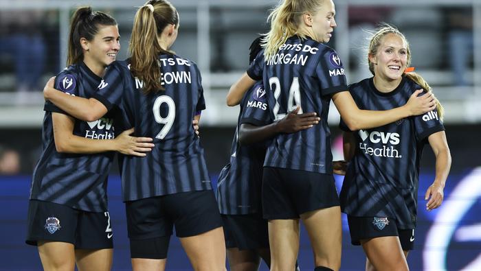 Jugadoras de Washington Spirit en celebración en Fase de Grupos de la W Champions Cup | MEXSPORT