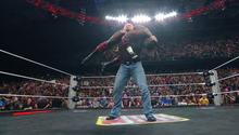 ¡Reinauguramos Suplex City! Brock Lesnar hace impactante regreso a WWE para retar a Oba Femi