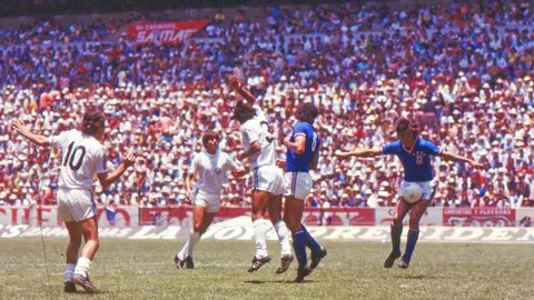 Cruz Azul y Atlético Español en la Final de la Temporada 1973-74 | MEXSPORT