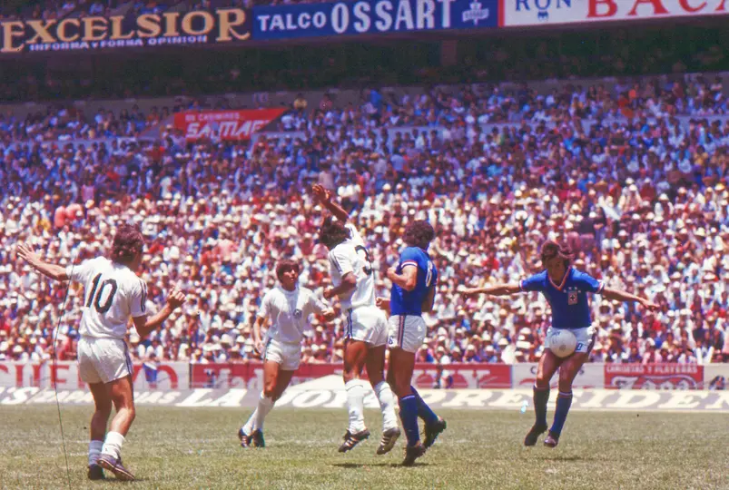 Cruz Azul y Atlético Español en la Final de la Temporada 1973-74 | MEXSPORT
