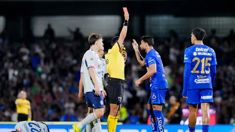 Quintero Huitrón expulsó a Nathan Silva en el torneo regular dentro del mismo partido | Imago7