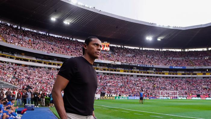 Joel Huiqui en la Semifinal de Cruz Azul ante Chivas | IMAGO 7