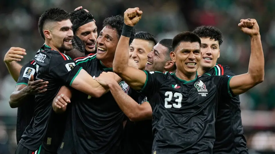 México celebra el gol contra Corea del Sur | AP