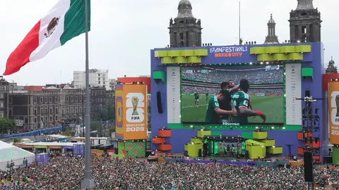 La pasión del mexicano se ha visto dentro del FIFA Fan Fest / Redes Sociales