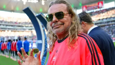 Fher, vocalista de Maná, fue el encargado del volado previo al México vs Corea del Sur