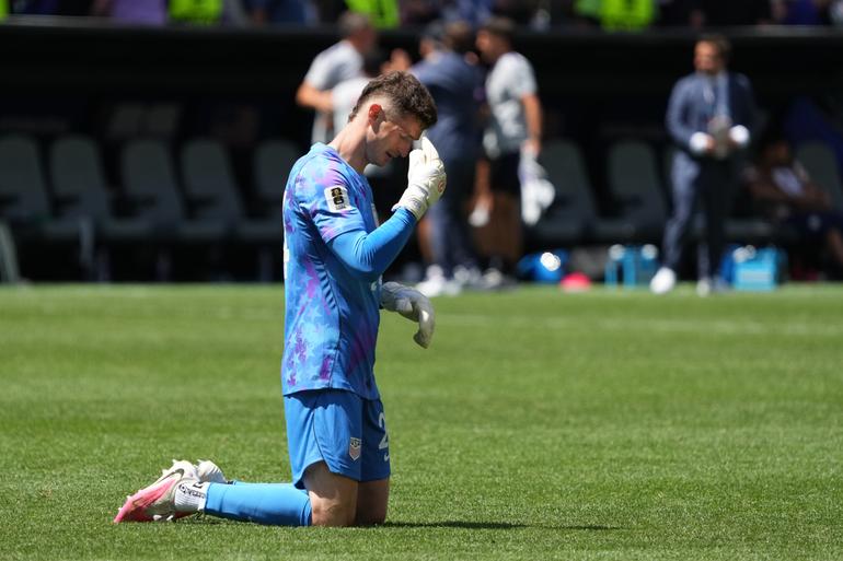 Portero de Estados Unidos en partido ante Australia l AP