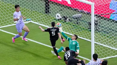 ¿Ochoa quién? Tala Rangel se viste de héroe con impresionante atajada