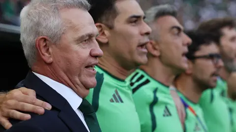 Javier Aguirre, Rafael Márquez y cuerpo técnico de la Selección Mexicana | MIGUEL PONTÓN