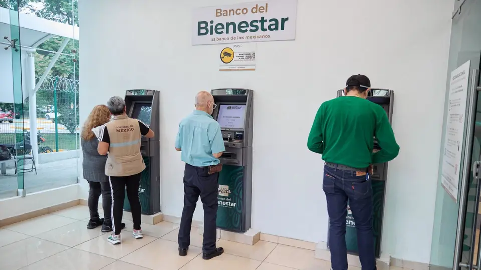 No se requiere historial crediticio ni comprobante de ingresos para abrir una cuenta / Especial