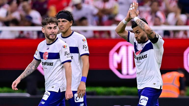 Alexis Vega festeja, pero pide disculpas | MexSport
