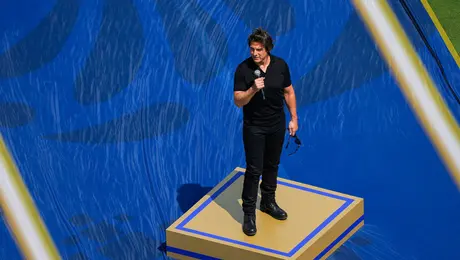 Tom Cruise dirige a la afición emotivas palabras previas a la Final: "Celebremos un torneo que unió al mundo"