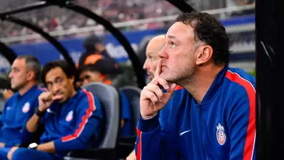 ¡Satisfecho, pero con tarea pendiente! Milito analiza la victoria agónica de Chivas sobre Juárez