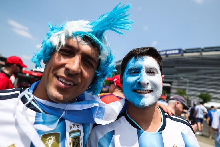 Afición argentina en el Estadio de Nueva York | RÉCORD