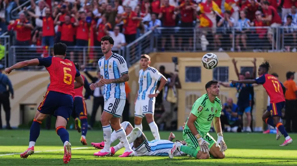 Gol de Ferrán Torres ante Argentina | AP