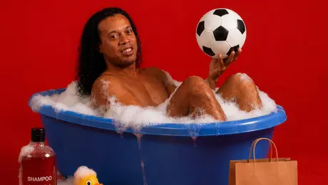 Recrean foto de Lionel Messi y Lamine Yamal con una divertida publicación ahora con Ronaldinho